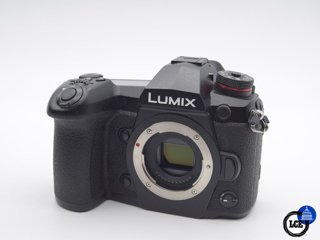 Panasonic Lumix DC-G9 Body (1925 Shutter Actautations)