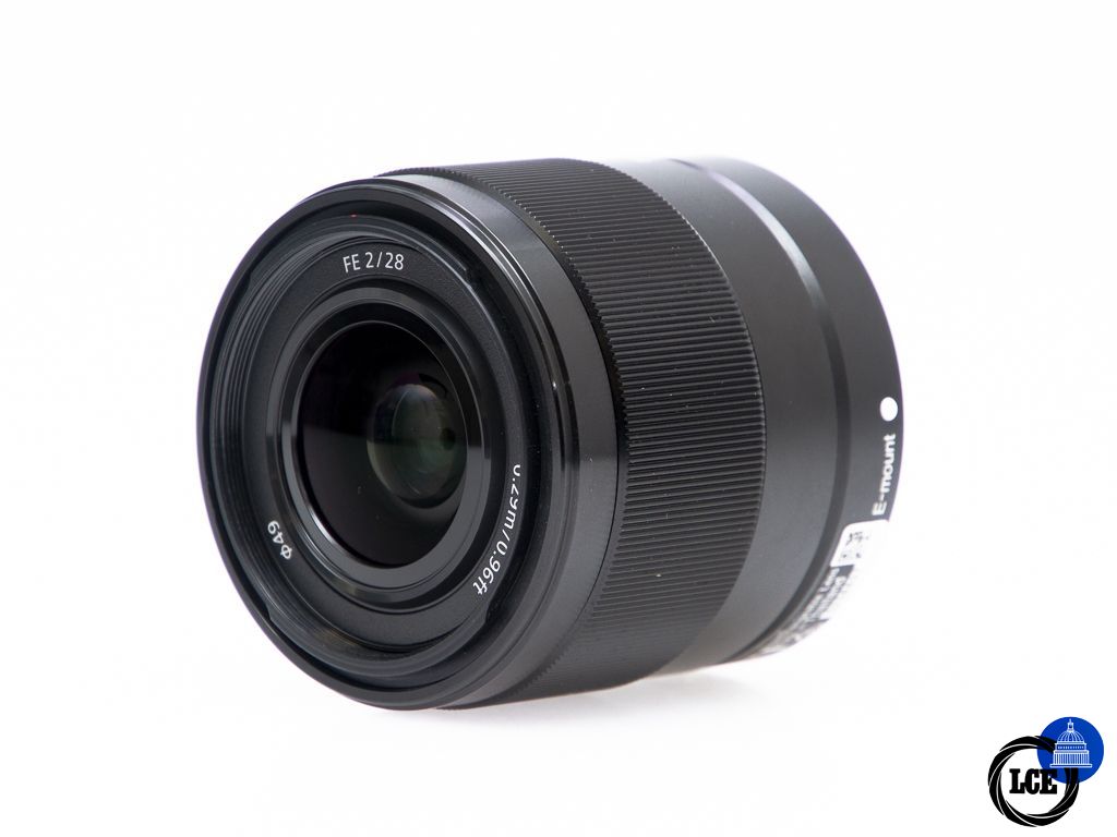 Sony FE 28mm f/2