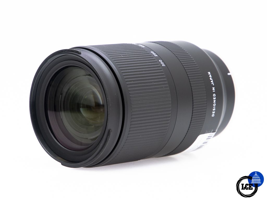 Tamron 18-300mm f/3.5-6.3 Di III-A VC VXD - Sony E Tamron 18-300mm f/3.5-6.3 Di III-A VC VXD - Sony E