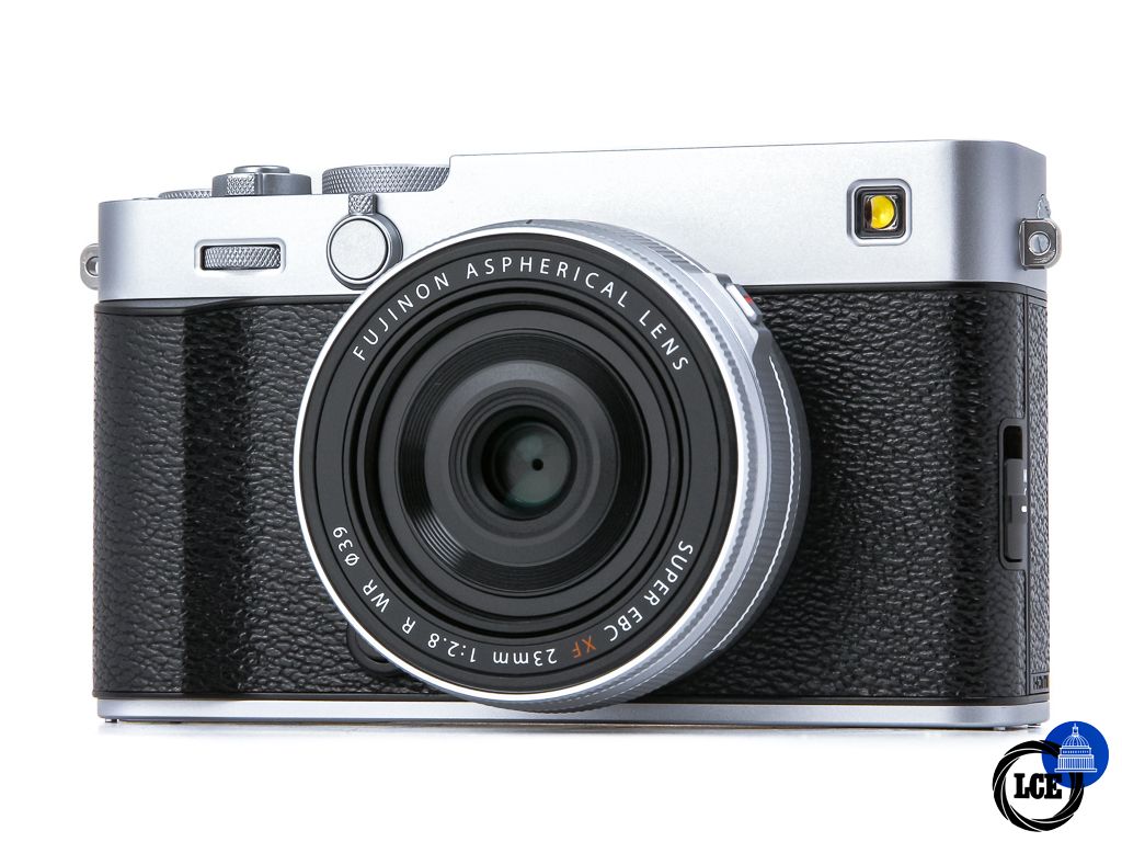 FujiFilm X-E5 + 23mm f2.8 WR **Only 200 Shots!** Mint & Boxed FujiFilm X-E5 + 23mm f2.8 WR **Only 200 Shots!** Mint & Boxed