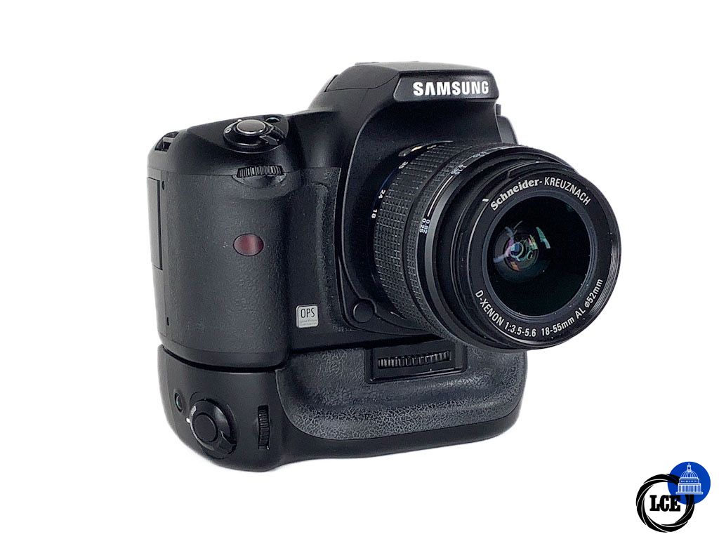 Samsung GX-10 + 18-55mm F3.5-5.6 AL + SEF-54PZF Flash