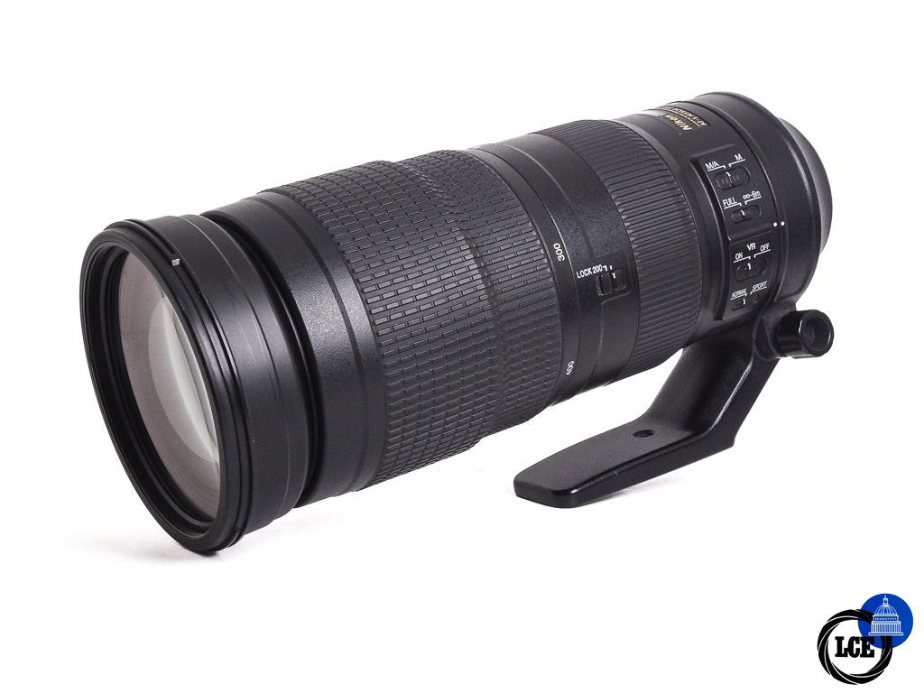 Nikon 200-500mm f5.6E VR ED AF-S Nikon 200-500mm f5.6E VR ED AF-S