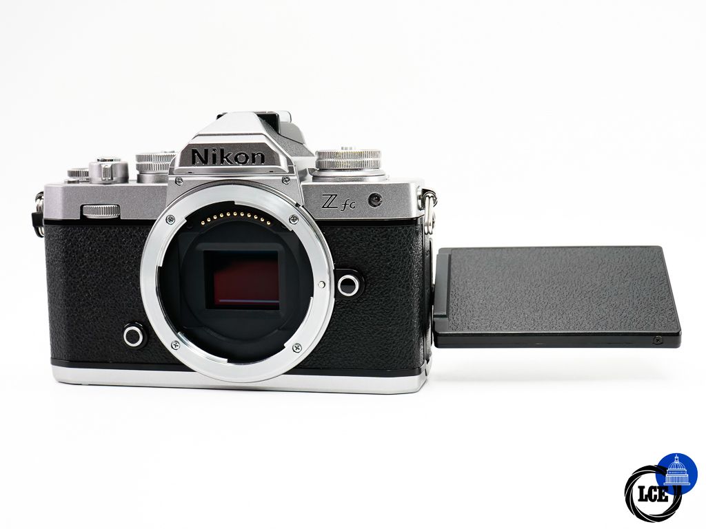 Nikon Z fc Body * SHUTTER COUNT 3.4K * Nikon Z fc Body * SHUTTER COUNT 3.4K *