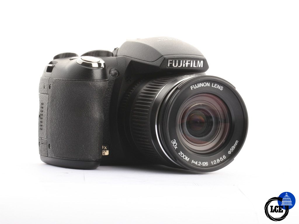 FujiFilm Finepix HS10 [4*] | 10115788