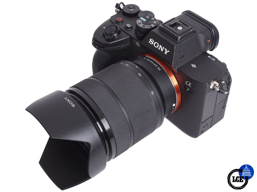 Sony A7 IV + 28-70mm 3.5-5.6 OSS kit Sony A7 IV + 28-70mm 3.5-5.6 OSS kit
