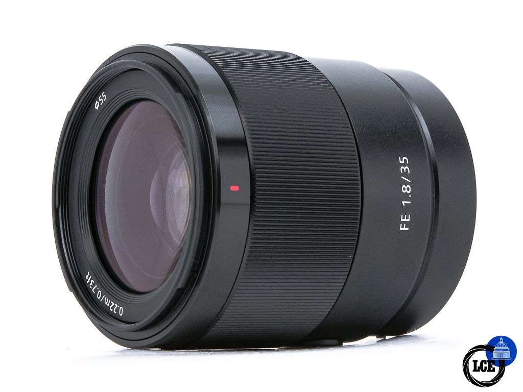 Sony FE 35mm f1.8 **Boxed** Sony FE 35mm f1.8 **Boxed**