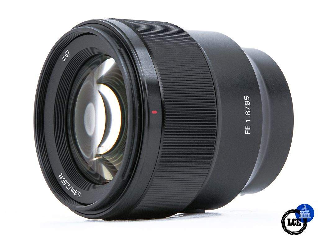 Sony FE 85mm f1.8 **Boxed** Sony FE 85mm f1.8 **Boxed**