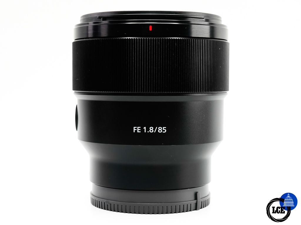 Sony FE 85mm F1.8 Sony FE 85mm F1.8