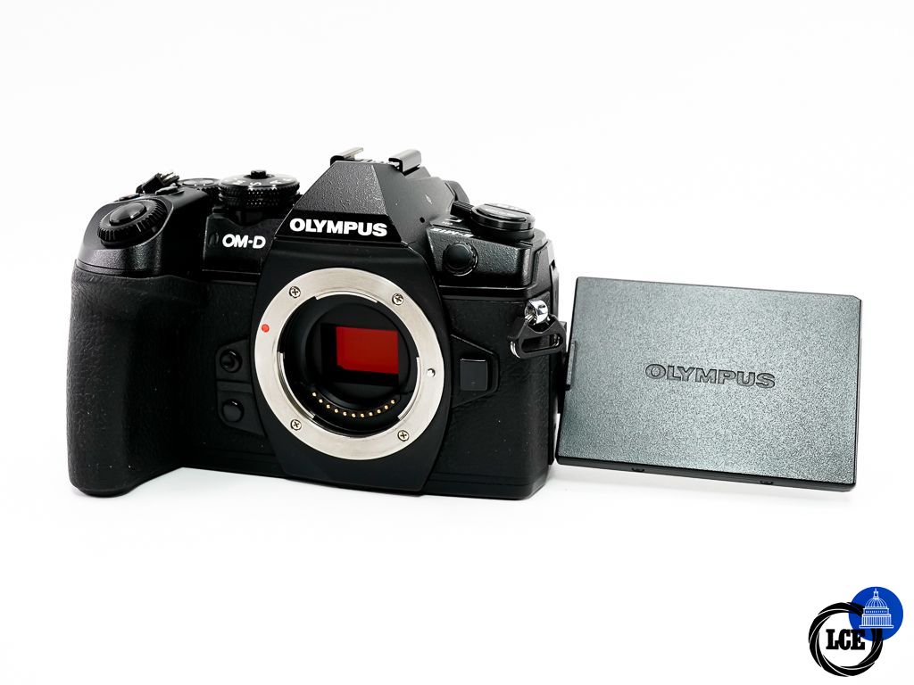 Olympus OM-D E-M1 MK II Body  Olympus OM-D E-M1 MK II Body