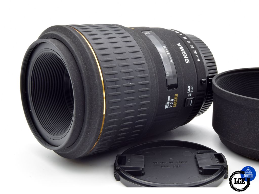 Sigma 105mm f/2.8 Macro Pentax Fitting Sigma 105mm f/2.8 Macro Pentax Fitting