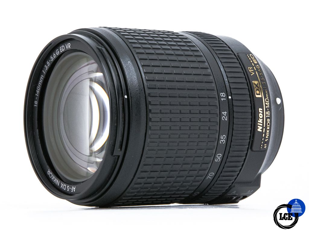Nikon AF-S 18-140mm f3.5-5.6 G ED VR