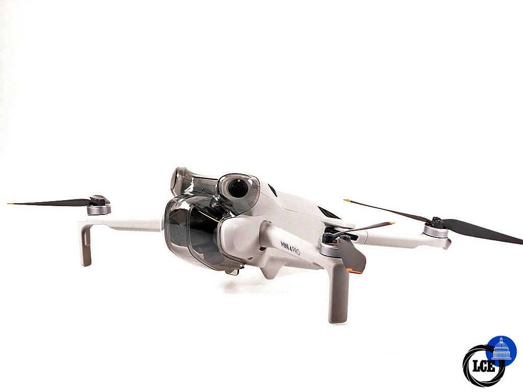 DJI Mini 4 Pro Fly More Combo RC2 DJI Mini 4 Pro Fly More Combo RC2