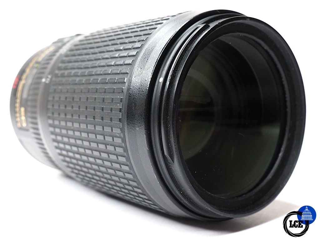 Nikon AF-S 70-300mm VR Nikon AF-S 70-300mm VR