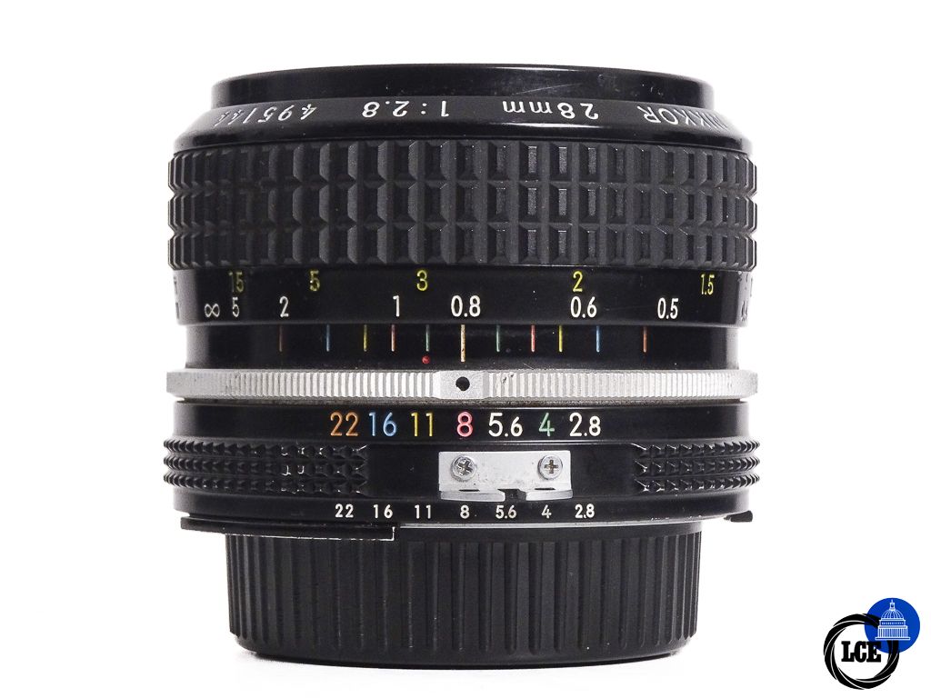 Nikon 28mm f/2.8 AI/AIS *fungus* Nikon 28mm f/2.8 AI/AIS *fungus*