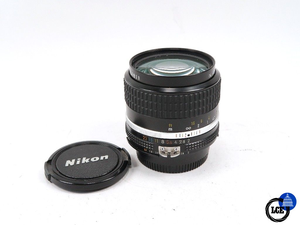 Nikon 35mm F2 Ai-s Nikon 35mm F2 Ai-s