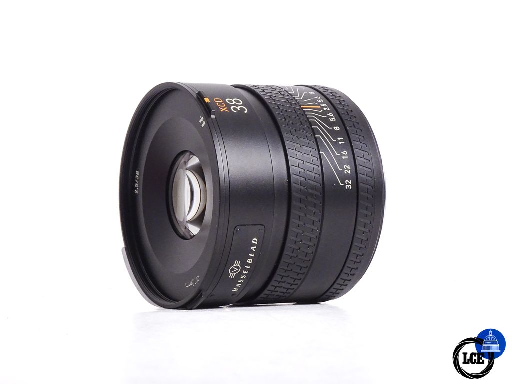 Hasselblad XCD 38mm f2.5 V <200 sc