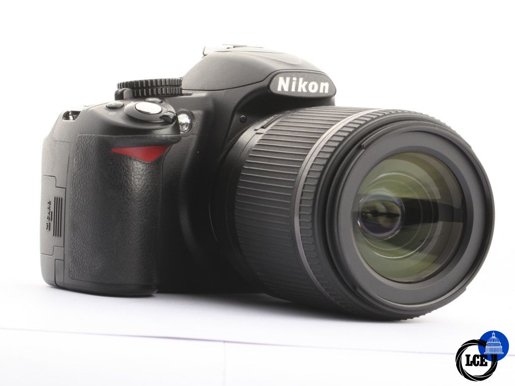 Nikon D3200 + 18-200mm DI II VC [4*] | 10115799