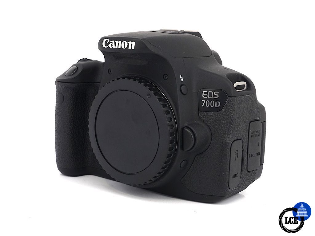 Canon EOS 700D Body | 4*