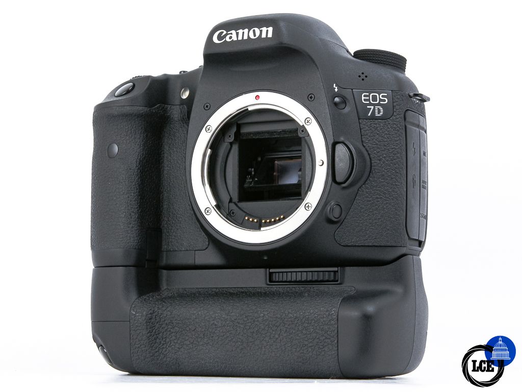Canon EOS 7D + BG-E7 **10k Shutter Count** Canon EOS 7D + BG-E7 **10k Shutter Count**