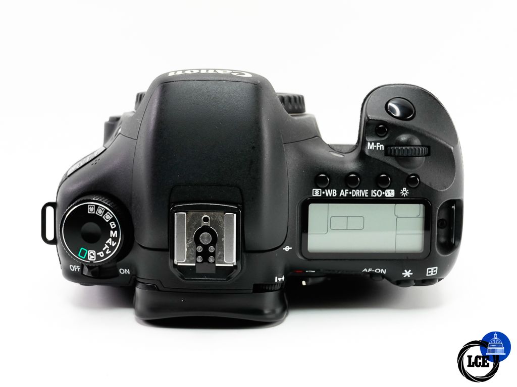 Canon EOS 7D Body  Canon EOS 7D Body