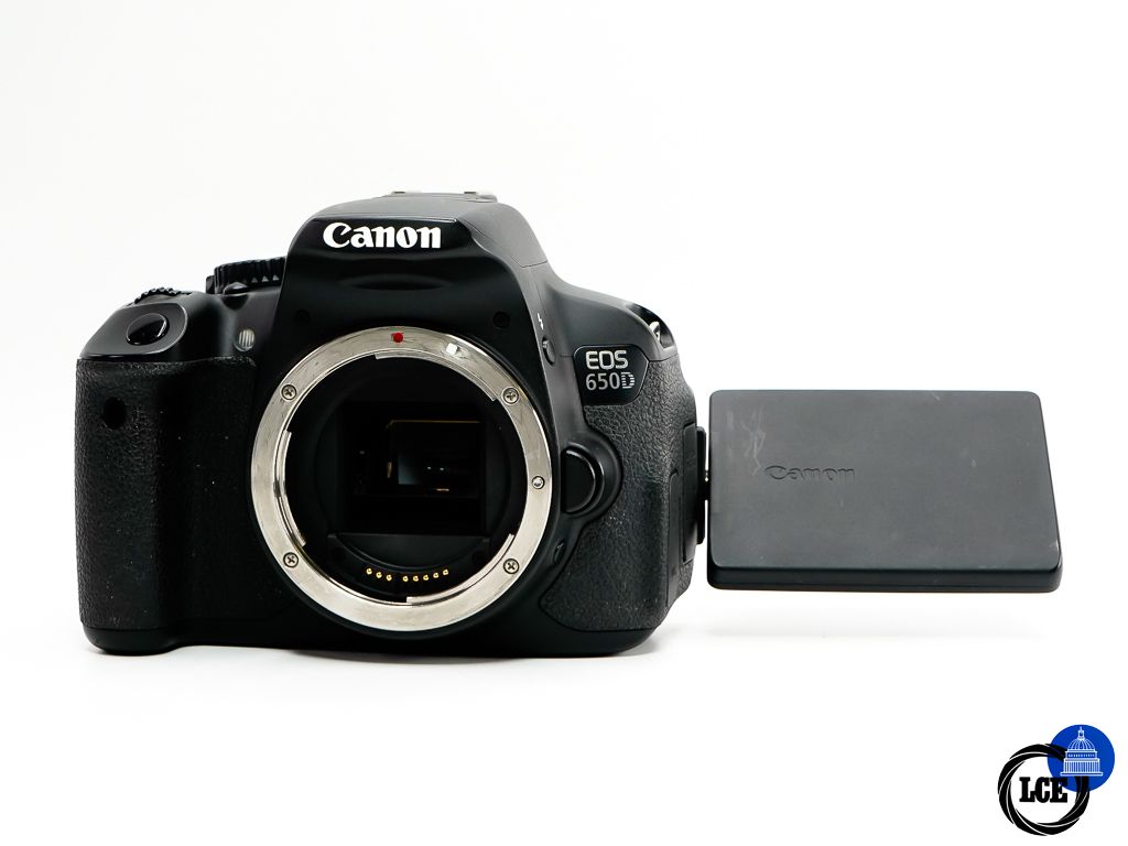 Canon EOS 650D Body * BOXED *