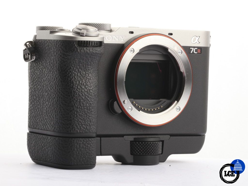 Sony A7CR Body + Grip  [4*] | 10115910
