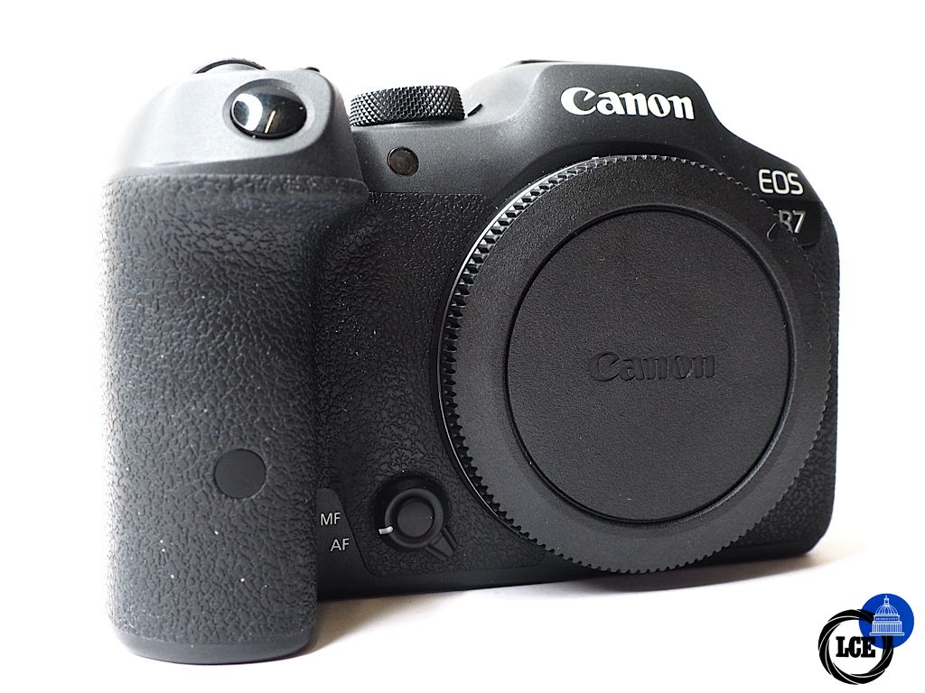 Canon R7 Canon R7