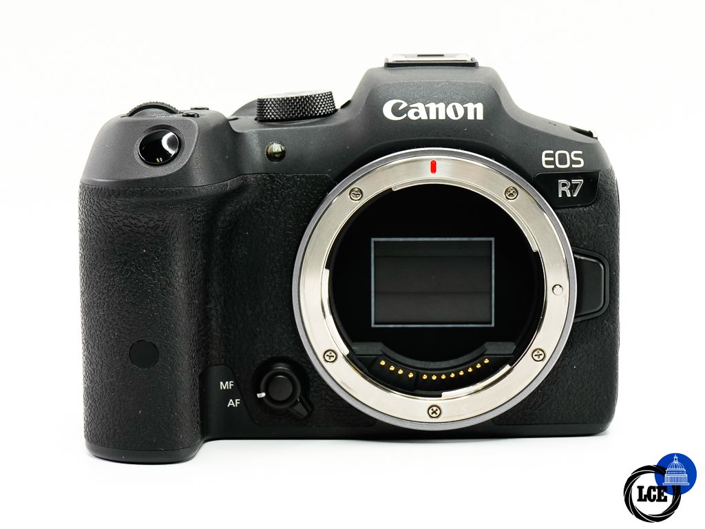 Canon EOS R7 Body ** Low Shutter Count ** Canon EOS R7 Body ** Low Shutter Count **