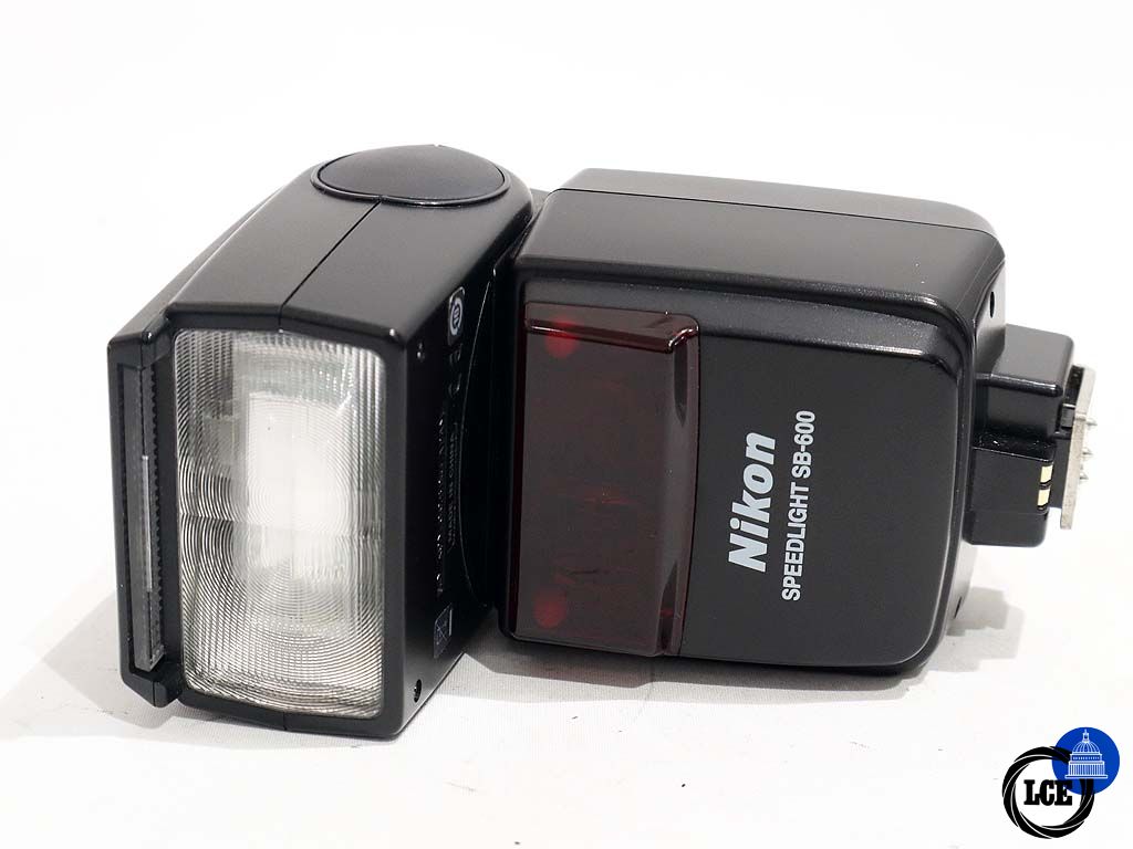 Nikon Speedlite SB-600 Nikon Speedlite SB-600