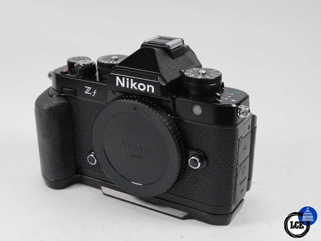 Nikon ZF Black sub 2k sc Nikon ZF Black sub 2k sc