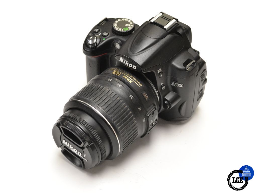 Nikon D5000 + 18-55mm F3.5-5.6 VR (Act Only 6711)