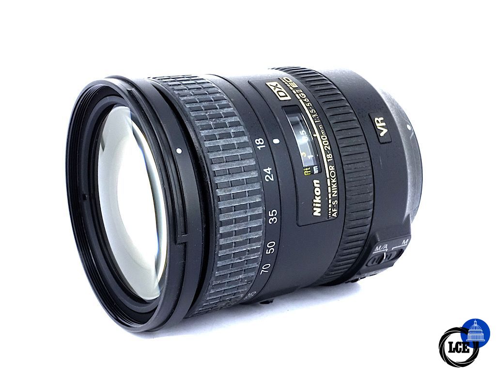 Nikon AF-S 18-200mm F3.5- 5.6 G ED DX VR II | 4*
