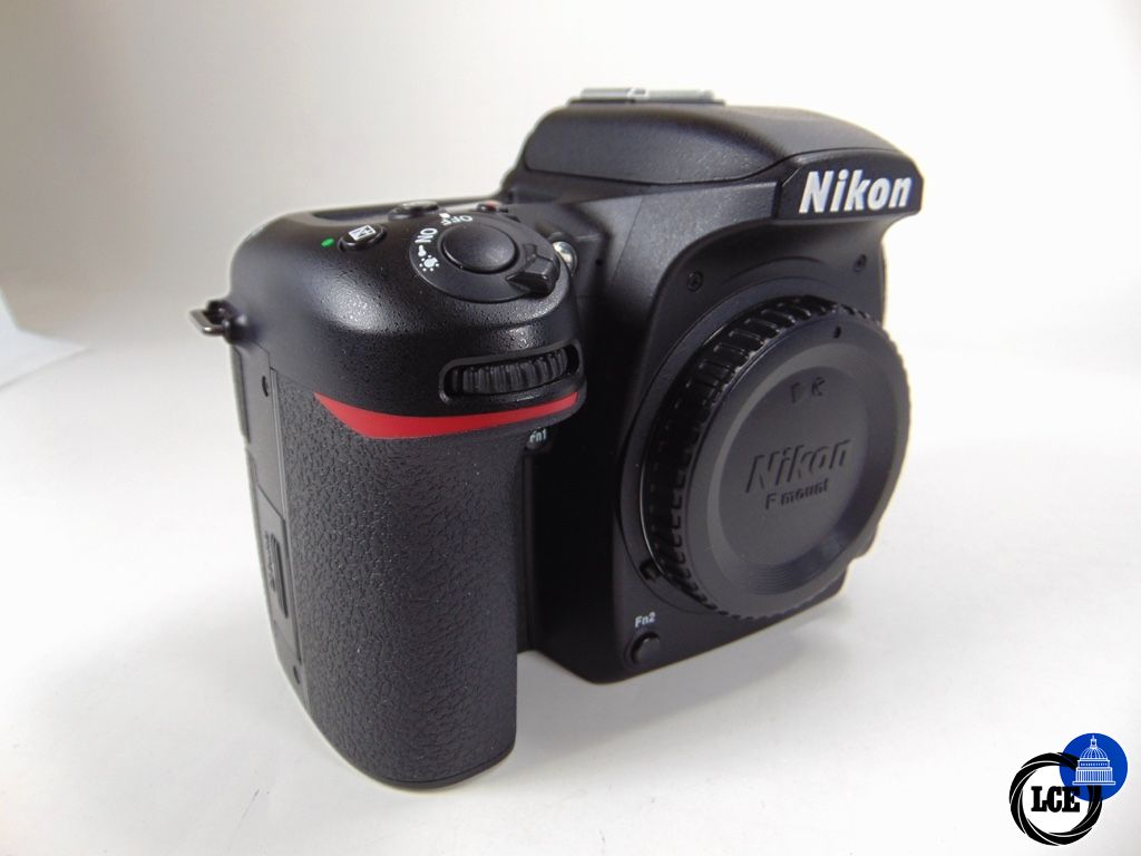 Nikon D7500 Body  3.3K