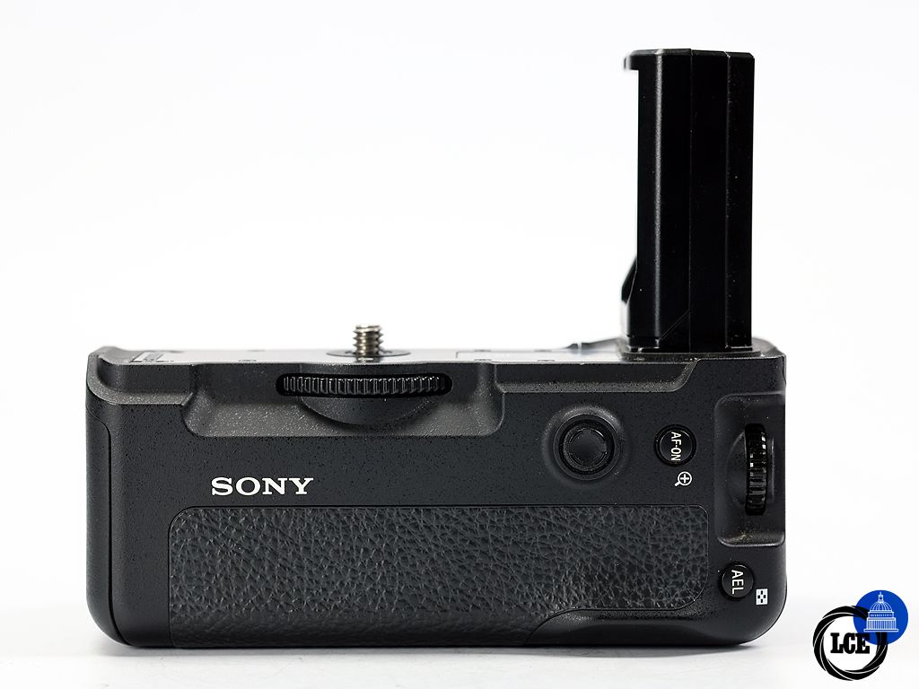 Sony VG-C3EM Vertical Grip *Boxed*