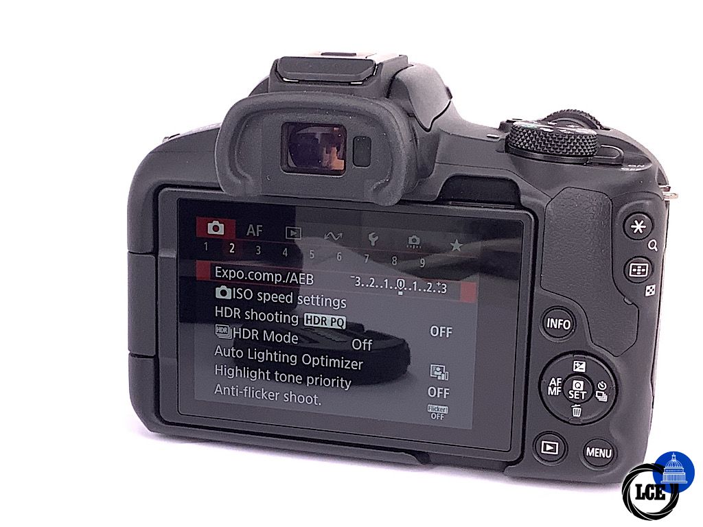 Canon EOS R50 + RF-S 18-45mm IS STM
