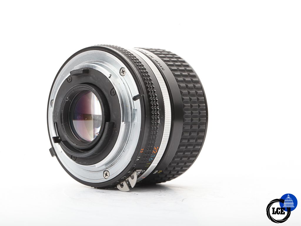 Nikon 35mm f/1.8 [AIS] | 10112969
