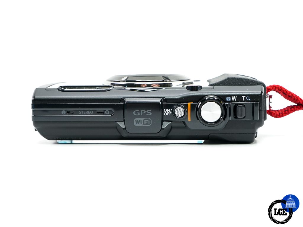 Olympus TG-4 * BOXED *