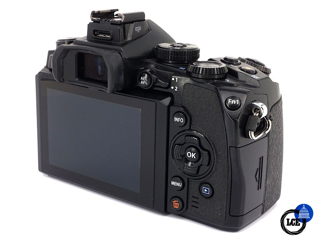 Olympus OM-D E-M1 Body | 3*