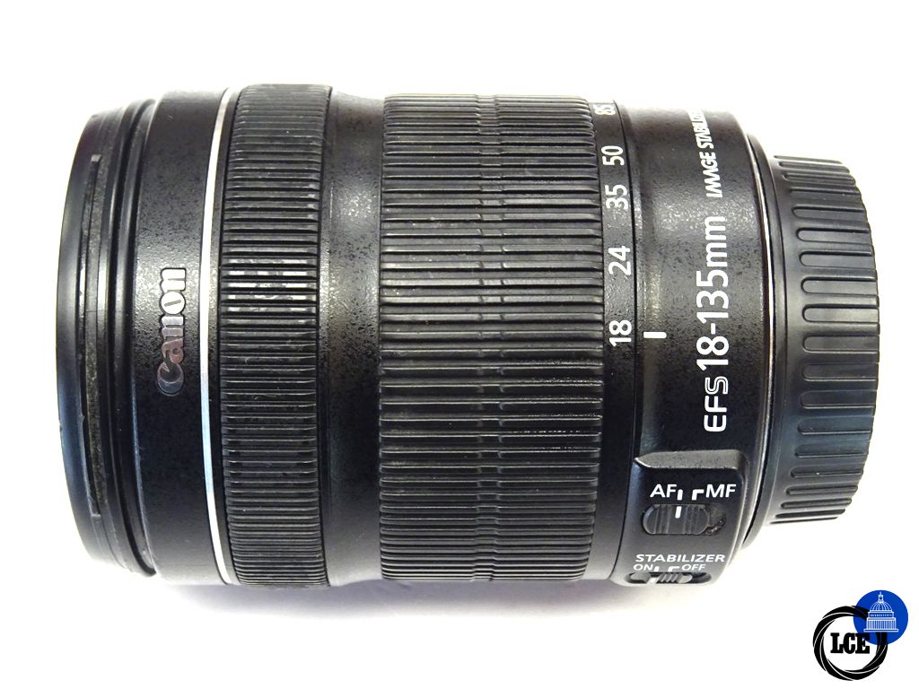 Canon EF-S 18-135mm 3.5-5.6 IS STM