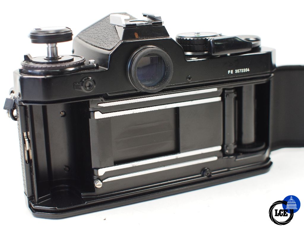 Nikon FE Body