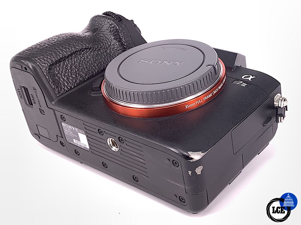 Sony A7 III Body *shutter < 30k*