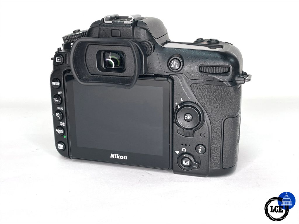 Nikon D7500 Body *Low Shutter Count*