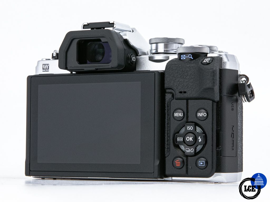 Olympus E-M10 IV Body **Unused!**