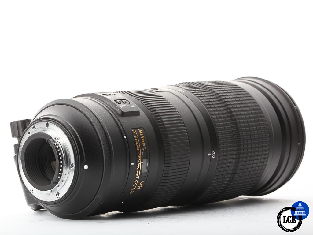 Nikon AF-S 200-500mm F/5.6E ED VR | 10113478