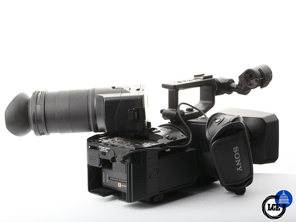 Sony FS700R + 18-200mm PZ Kit | 10113524