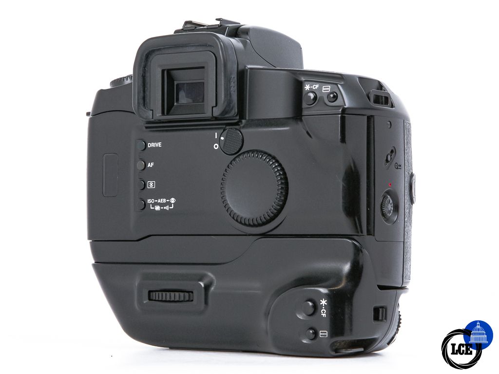 Canon EOS 5 + VG10