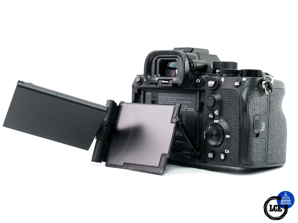 Sony A7R V Body   ** Low Shutter Count **