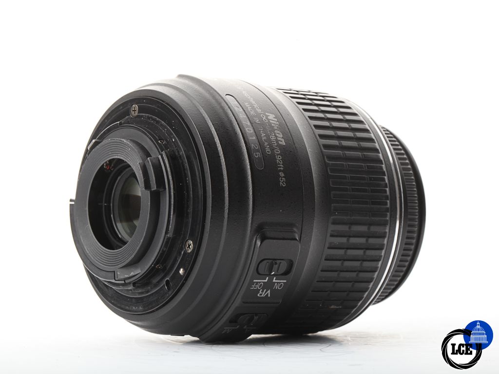 Nikon AF-S 18-55mm f/3.5-5.6G DX VR | 10113419