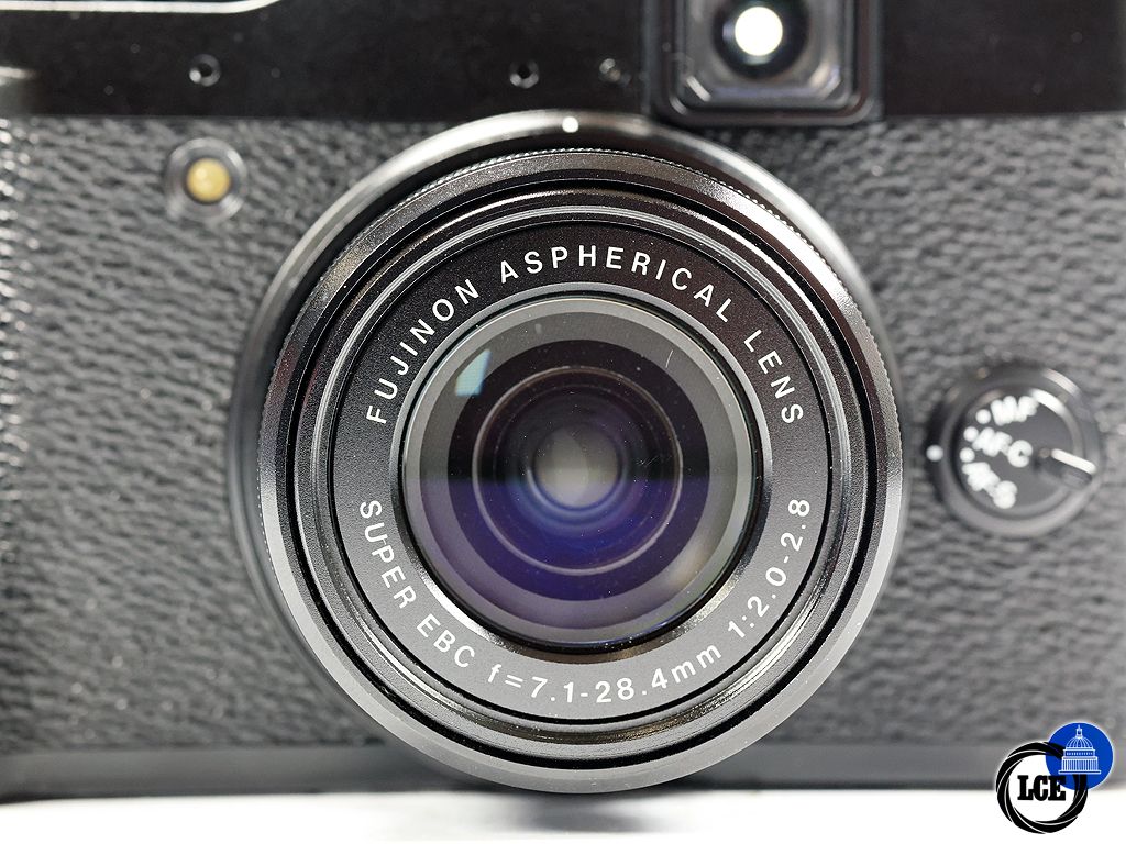 FujiFilm X10 *Boxed*