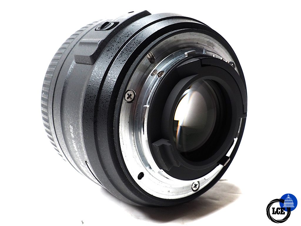 Nikon AF-S 35mm f1.8 DX